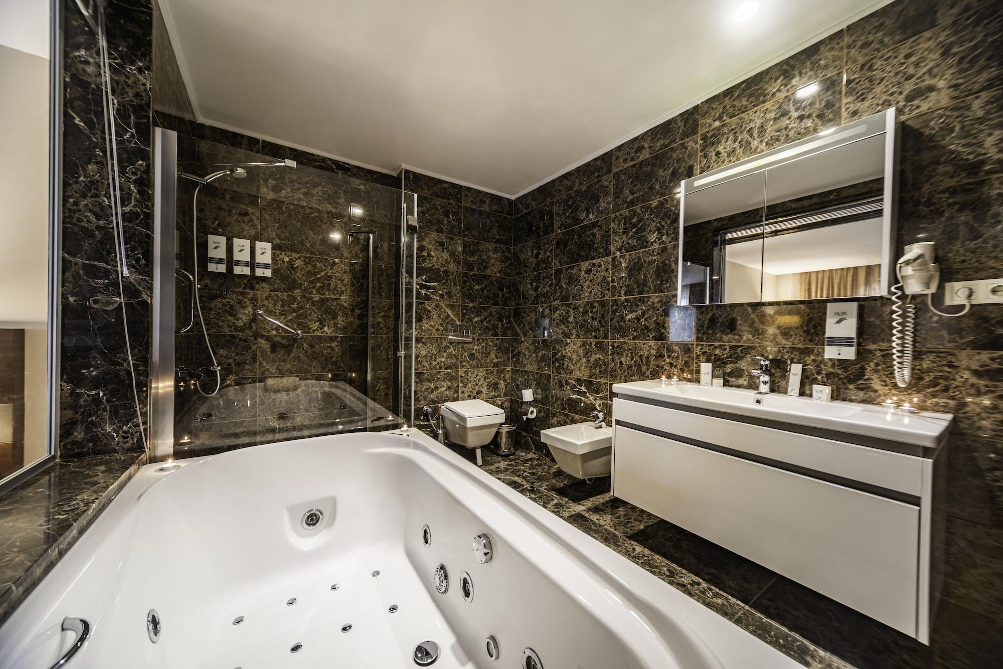 Rox Hotel Istanbul Exterior photo